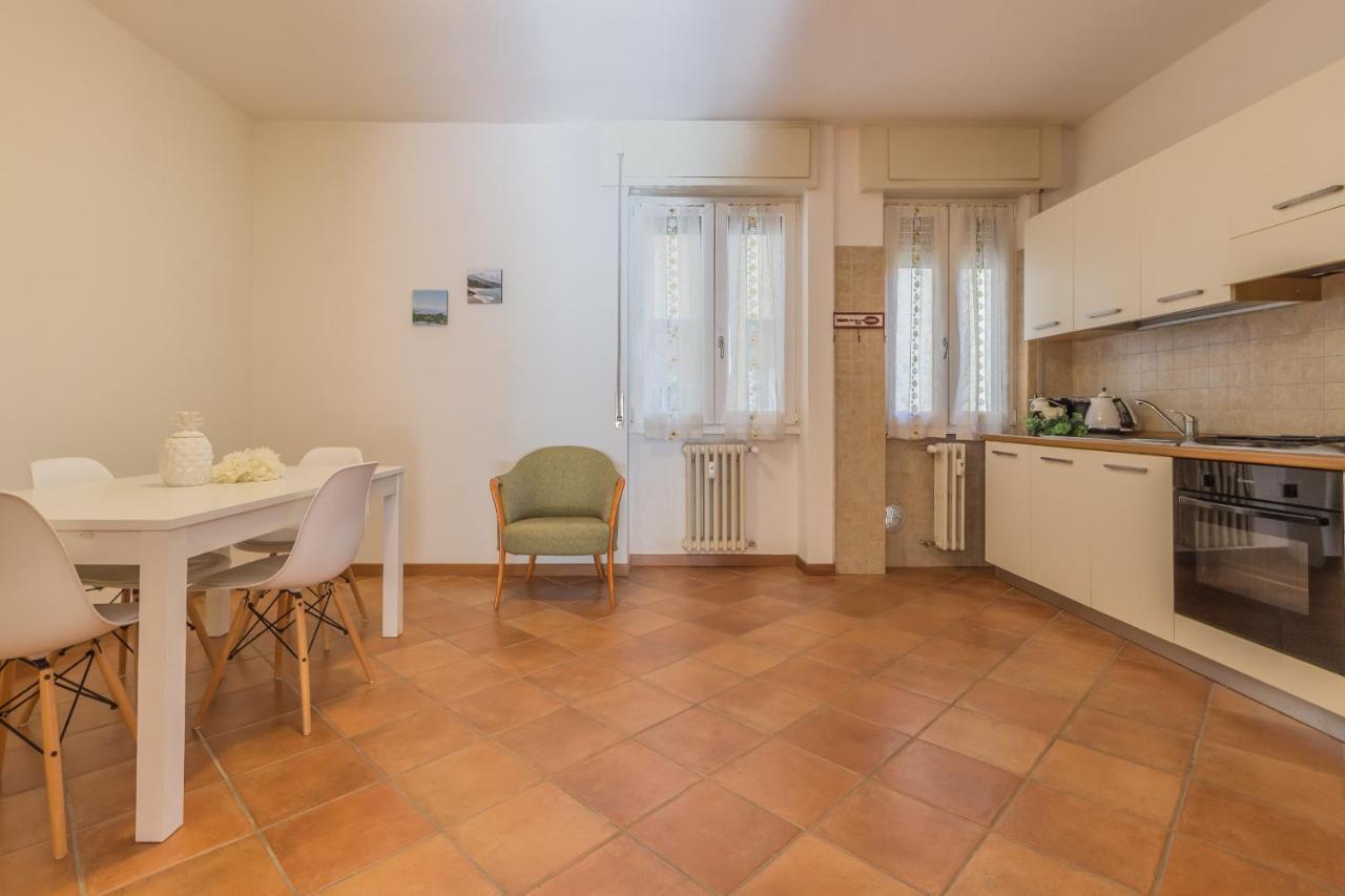 Casa Bobbie Apartment Варена Екстериор снимка