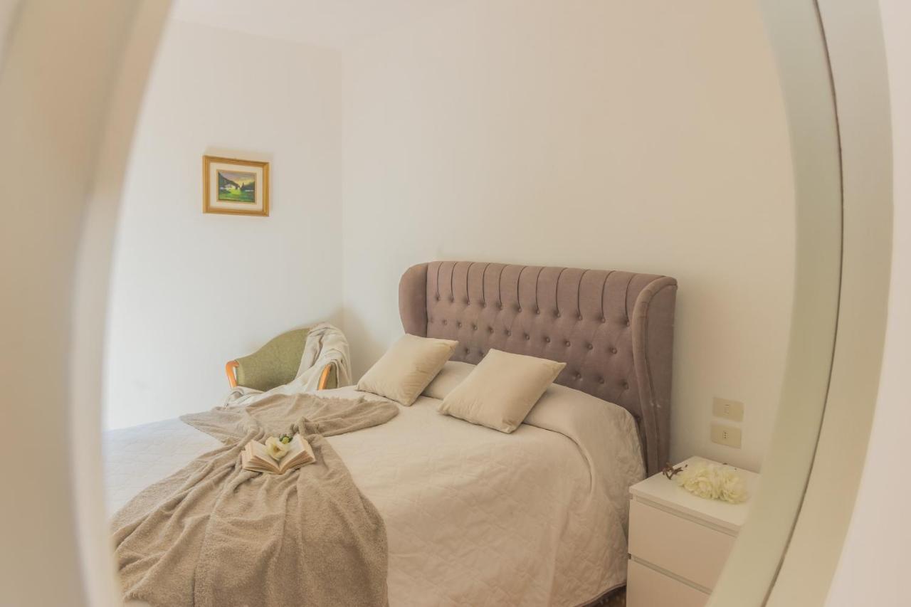Casa Bobbie Apartment Варена Екстериор снимка